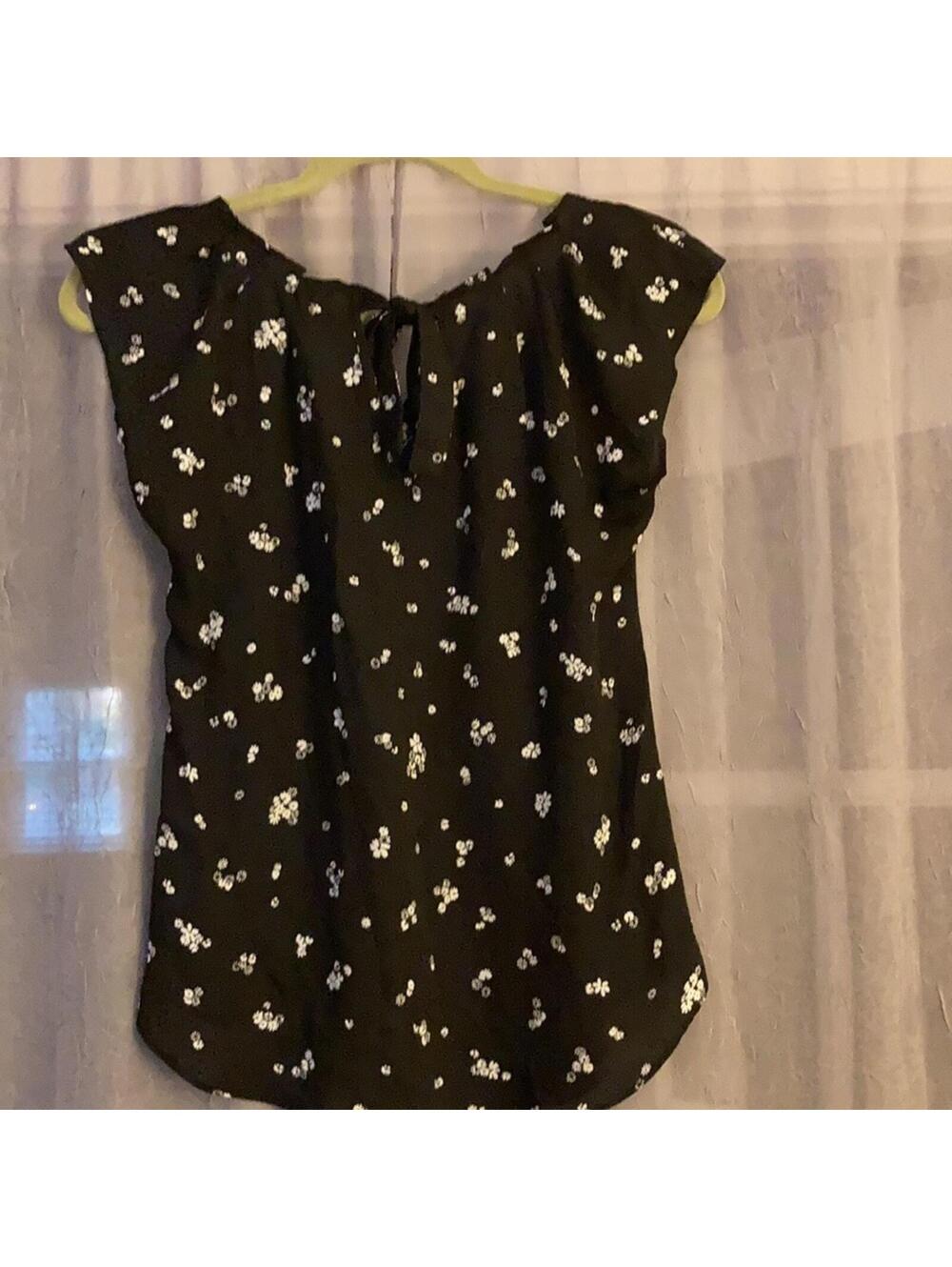 Lauren Conrad blouse